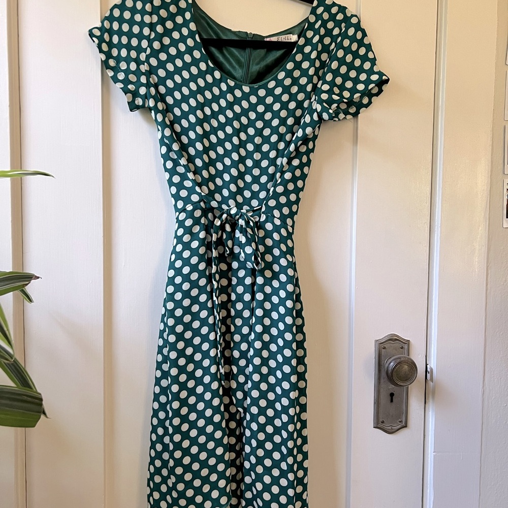 1950s style Shikha London Green Polka Dot Dress